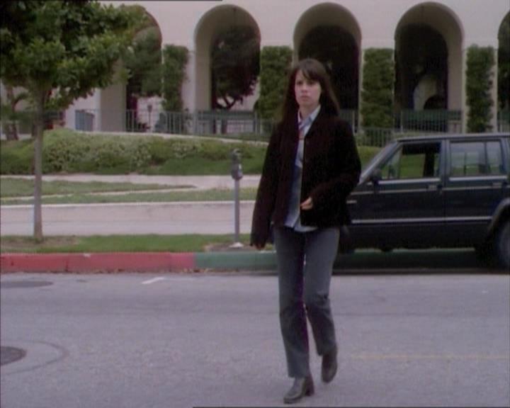 Charmed-Online_dot_net-1x02IveGotYouUnderMySkin0562.jpg Charmed-Online_dot_net-1x02IveGotYouUnderMySkin0562.jpg