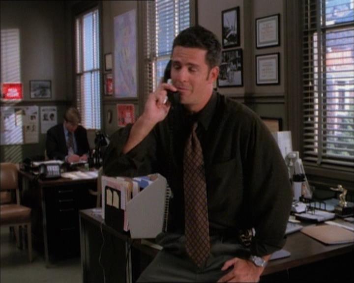 Charmed-Online_dot_net-1x02IveGotYouUnderMySkin0621.jpg Charmed-Online_dot_net-1x02IveGotYouUnderMySkin0621.jpg