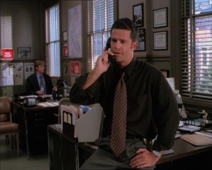 Charmed-Online_dot_net-1x02IveGotYouUnderMySkin0623.jpg Charmed-Online_dot_net-1x02IveGotYouUnderMySkin0623.jpg