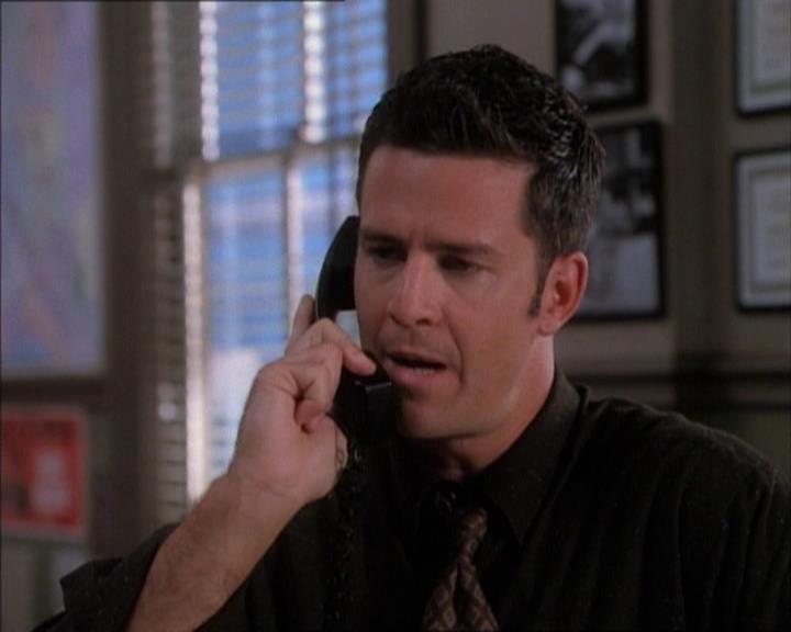 Charmed-Online_dot_net-1x02IveGotYouUnderMySkin0627.jpg Charmed-Online_dot_net-1x02IveGotYouUnderMySkin0627.jpg