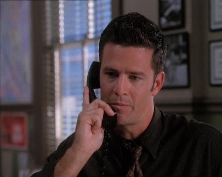 Charmed-Online_dot_net-1x02IveGotYouUnderMySkin0641.jpg Charmed-Online_dot_net-1x02IveGotYouUnderMySkin0641.jpg