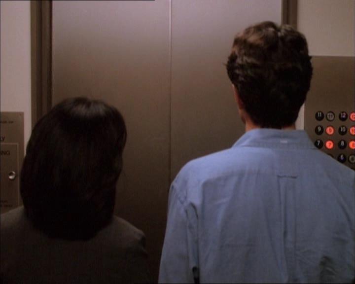 Charmed-Online_dot_net-1x02IveGotYouUnderMySkin0675.jpg Charmed-Online_dot_net-1x02IveGotYouUnderMySkin0675.jpg