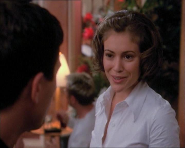 Charmed-Online_dot_net-1x02IveGotYouUnderMySkin0711.jpg Charmed-Online_dot_net-1x02IveGotYouUnderMySkin0711.jpg