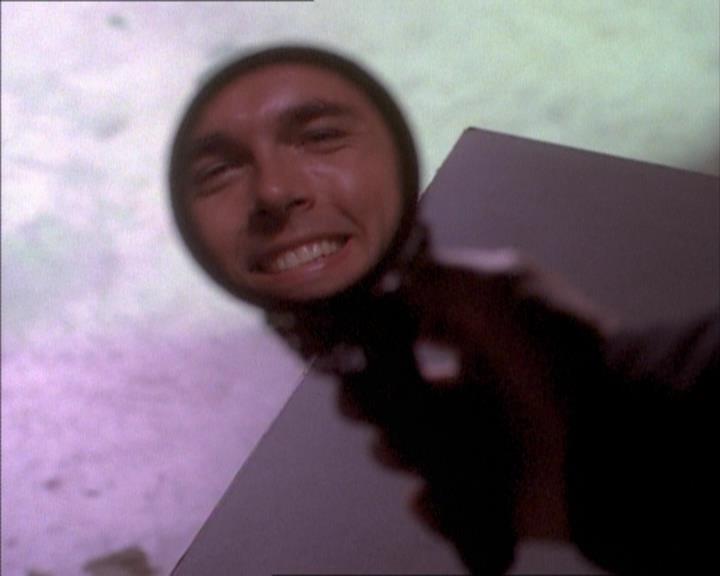 Charmed-Online_dot_net-1x02IveGotYouUnderMySkin0861.jpg Charmed-Online_dot_net-1x02IveGotYouUnderMySkin0861.jpg