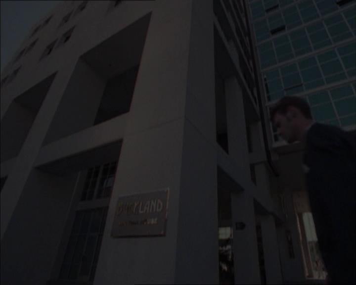 Charmed-Online_dot_net-1x02IveGotYouUnderMySkin0866.jpg Charmed-Online_dot_net-1x02IveGotYouUnderMySkin0866.jpg