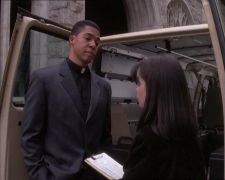 Charmed-Online_dot_net-1x02IveGotYouUnderMySkin1044.jpg Charmed-Online_dot_net-1x02IveGotYouUnderMySkin1044.jpg