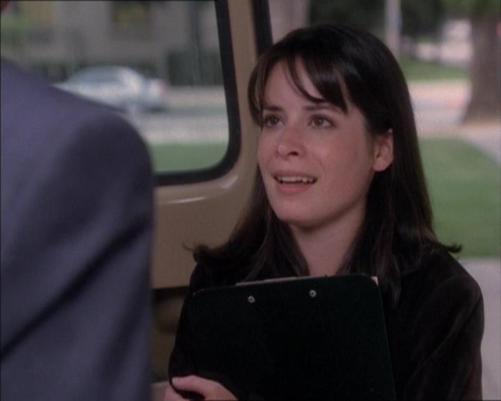 Charmed-Online_dot_net-1x02IveGotYouUnderMySkin1067.jpg Charmed-Online_dot_net-1x02IveGotYouUnderMySkin1067.jpg