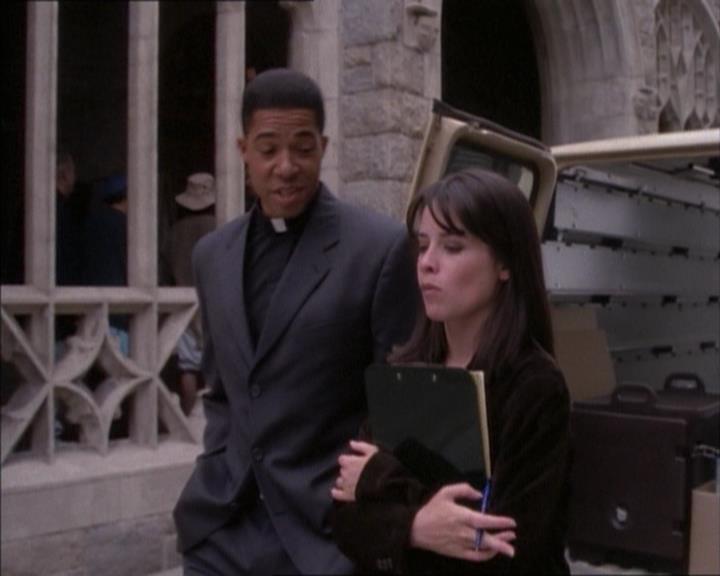 Charmed-Online_dot_net-1x02IveGotYouUnderMySkin1073.jpg Charmed-Online_dot_net-1x02IveGotYouUnderMySkin1073.jpg