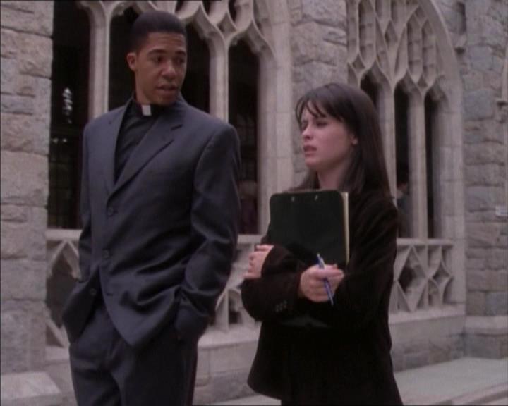 Charmed-Online_dot_net-1x02IveGotYouUnderMySkin1080.jpg Charmed-Online_dot_net-1x02IveGotYouUnderMySkin1080.jpg