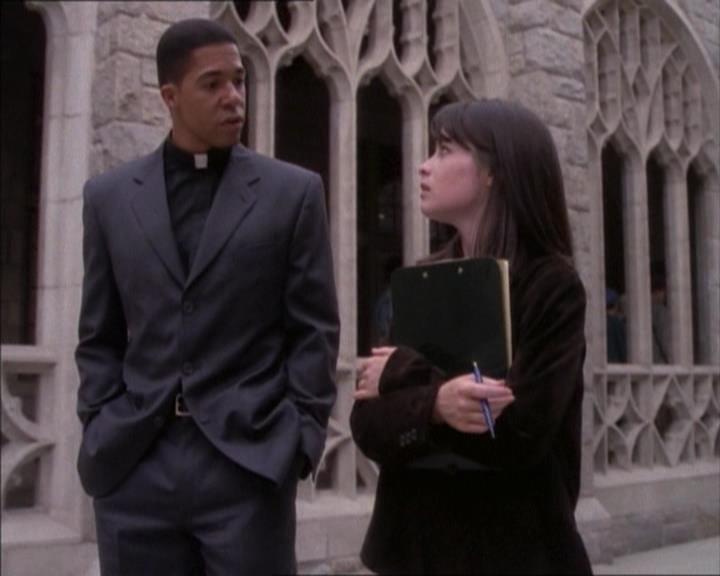 Charmed-Online_dot_net-1x02IveGotYouUnderMySkin1081.jpg Charmed-Online_dot_net-1x02IveGotYouUnderMySkin1081.jpg