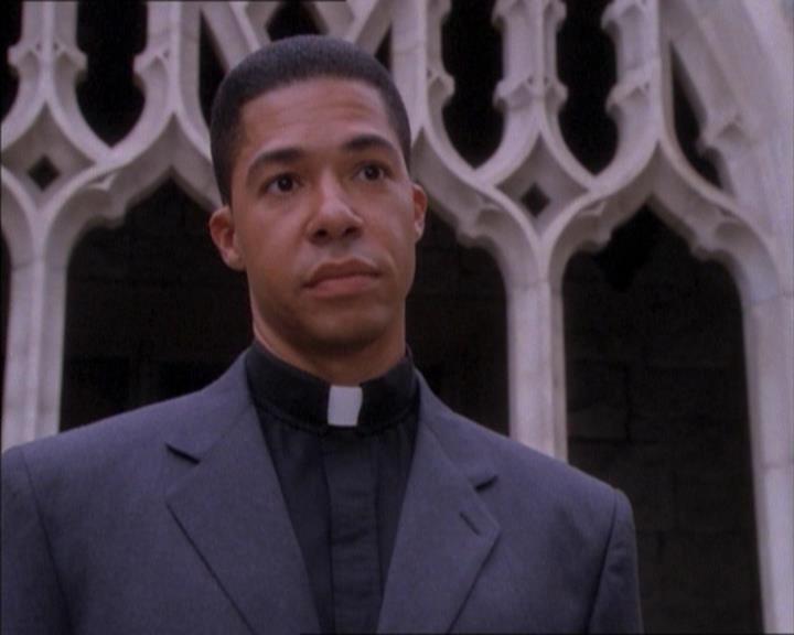 Charmed-Online_dot_net-1x02IveGotYouUnderMySkin1084.jpg Charmed-Online_dot_net-1x02IveGotYouUnderMySkin1084.jpg