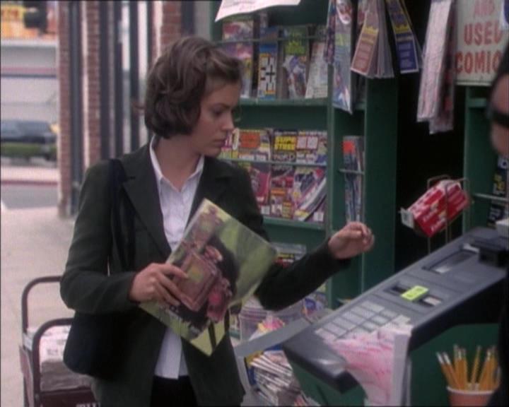 Charmed-Online_dot_net-1x02IveGotYouUnderMySkin1094.jpg Charmed-Online_dot_net-1x02IveGotYouUnderMySkin1094.jpg