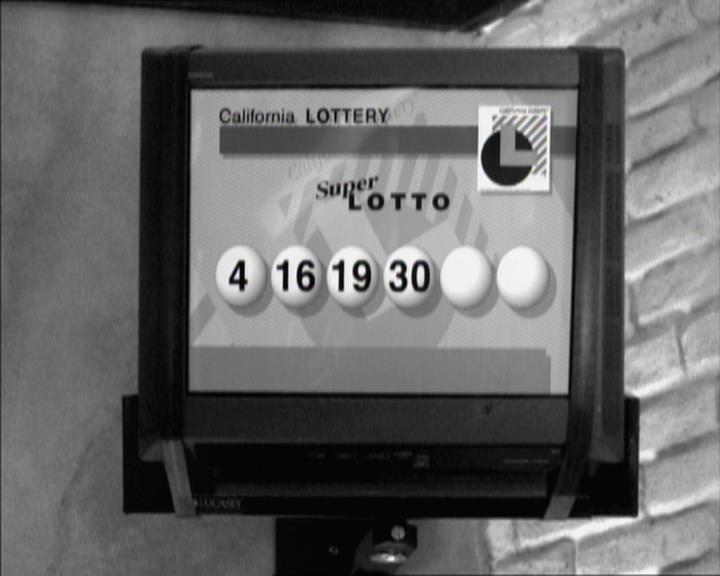 Charmed-Online_dot_net-1x02IveGotYouUnderMySkin1117.jpg Charmed-Online_dot_net-1x02IveGotYouUnderMySkin1117.jpg