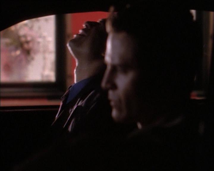 Charmed-Online_dot_net-1x02IveGotYouUnderMySkin1168.jpg Charmed-Online_dot_net-1x02IveGotYouUnderMySkin1168.jpg