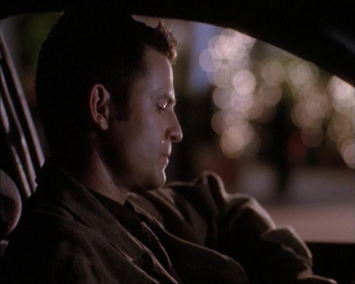 Charmed-Online_dot_net-1x02IveGotYouUnderMySkin1183.jpg Charmed-Online_dot_net-1x02IveGotYouUnderMySkin1183.jpg