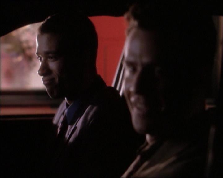 Charmed-Online_dot_net-1x02IveGotYouUnderMySkin1211.jpg Charmed-Online_dot_net-1x02IveGotYouUnderMySkin1211.jpg