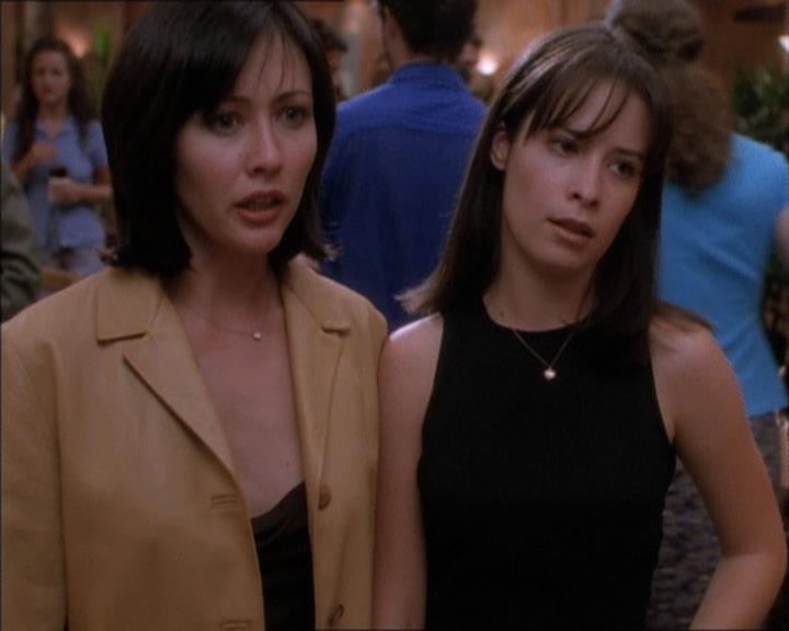 Charmed-Online_dot_net-1x02IveGotYouUnderMySkin1261.jpg Charmed-Online_dot_net-1x02IveGotYouUnderMySkin1261.jpg