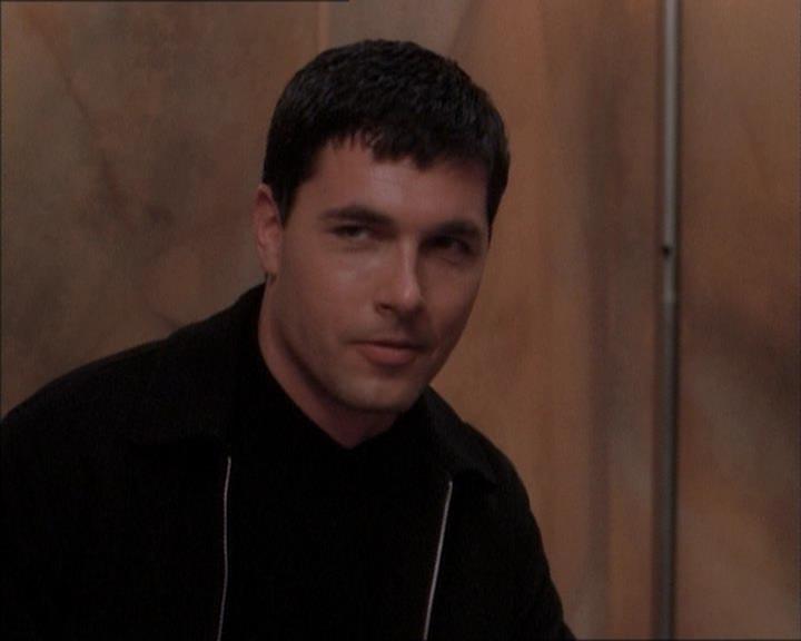 Charmed-Online_dot_net-1x02IveGotYouUnderMySkin1288.jpg Charmed-Online_dot_net-1x02IveGotYouUnderMySkin1288.jpg