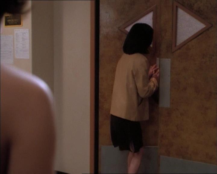 Charmed-Online_dot_net-1x02IveGotYouUnderMySkin1346.jpg Charmed-Online_dot_net-1x02IveGotYouUnderMySkin1346.jpg