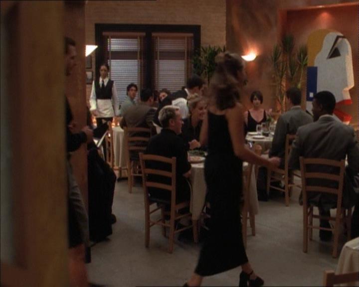 Charmed-Online_dot_net-1x02IveGotYouUnderMySkin1348.jpg Charmed-Online_dot_net-1x02IveGotYouUnderMySkin1348.jpg