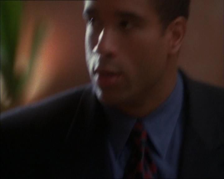 Charmed-Online_dot_net-1x02IveGotYouUnderMySkin1358.jpg Charmed-Online_dot_net-1x02IveGotYouUnderMySkin1358.jpg