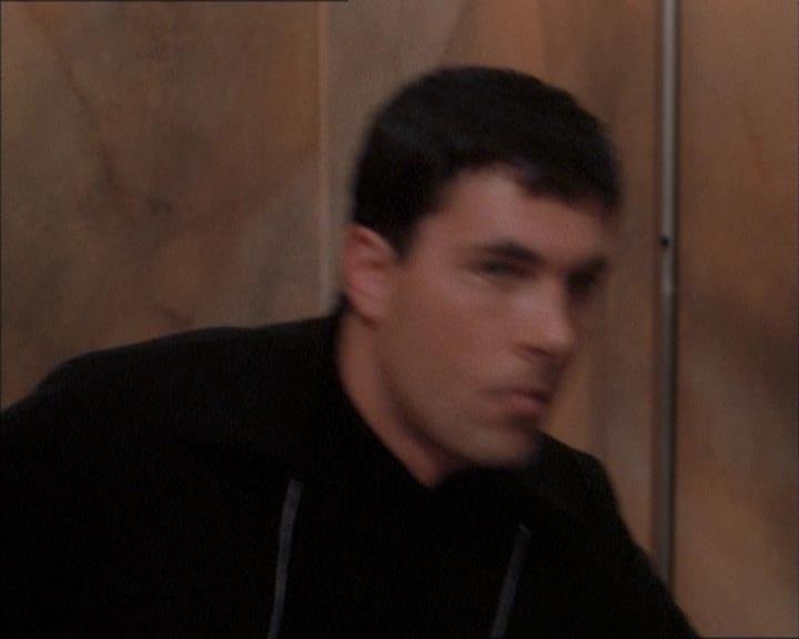 Charmed-Online_dot_net-1x02IveGotYouUnderMySkin1361.jpg Charmed-Online_dot_net-1x02IveGotYouUnderMySkin1361.jpg