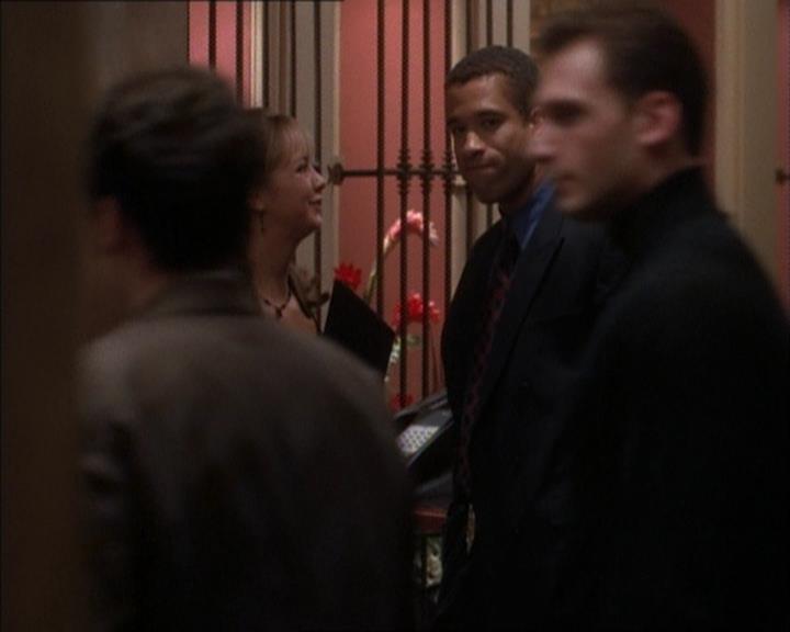 Charmed-Online_dot_net-1x02IveGotYouUnderMySkin1367.jpg Charmed-Online_dot_net-1x02IveGotYouUnderMySkin1367.jpg