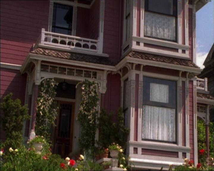 Charmed-Online_dot_net-1x02IveGotYouUnderMySkin1418.jpg Charmed-Online_dot_net-1x02IveGotYouUnderMySkin1418.jpg