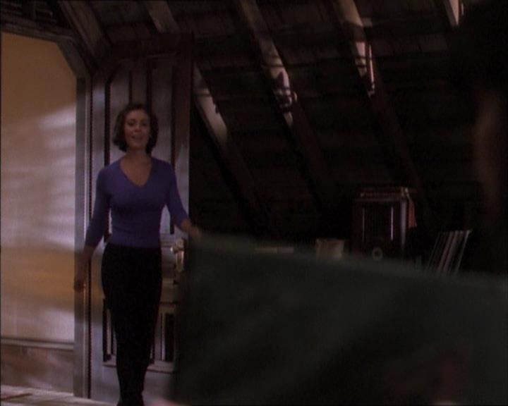 Charmed-Online_dot_net-1x02IveGotYouUnderMySkin1445.jpg Charmed-Online_dot_net-1x02IveGotYouUnderMySkin1445.jpg