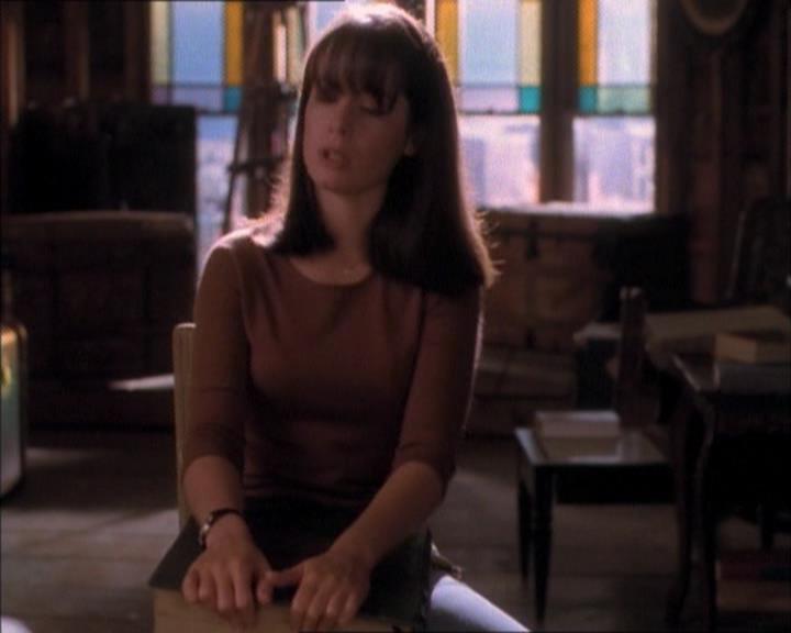 Charmed-Online_dot_net-1x02IveGotYouUnderMySkin1454.jpg Charmed-Online_dot_net-1x02IveGotYouUnderMySkin1454.jpg