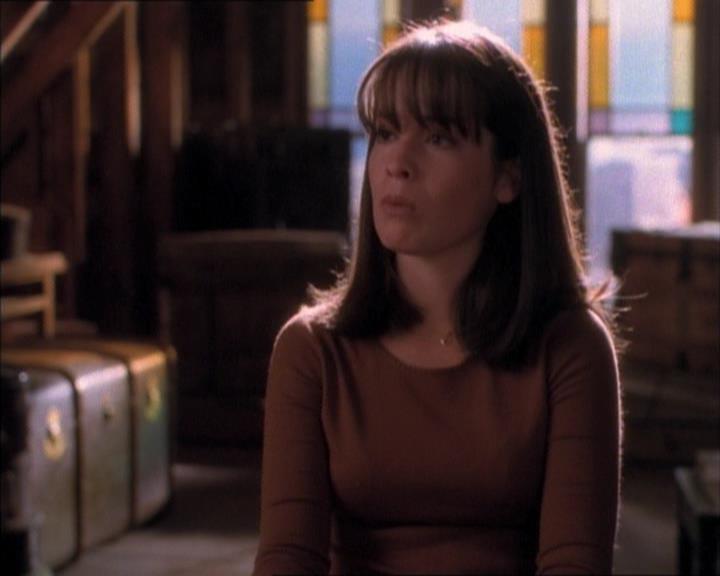 Charmed-Online_dot_net-1x02IveGotYouUnderMySkin1520.jpg Charmed-Online_dot_net-1x02IveGotYouUnderMySkin1520.jpg