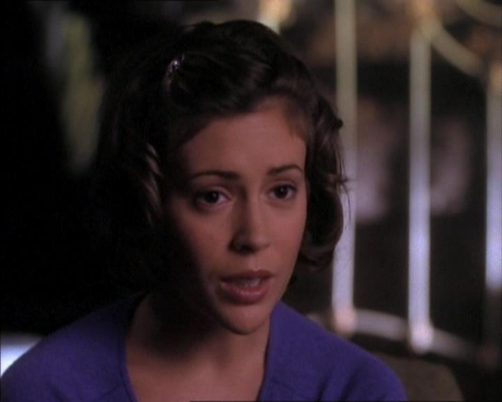 Charmed-Online_dot_net-1x02IveGotYouUnderMySkin1547.jpg Charmed-Online_dot_net-1x02IveGotYouUnderMySkin1547.jpg