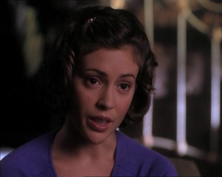 Charmed-Online_dot_net-1x02IveGotYouUnderMySkin1568.jpg Charmed-Online_dot_net-1x02IveGotYouUnderMySkin1568.jpg