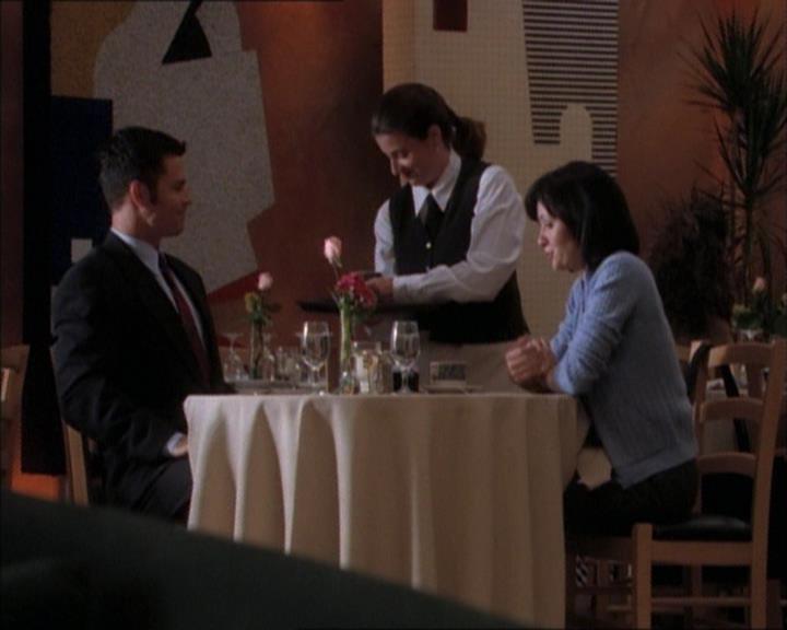 Charmed-Online_dot_net-1x02IveGotYouUnderMySkin1605.jpg Charmed-Online_dot_net-1x02IveGotYouUnderMySkin1605.jpg