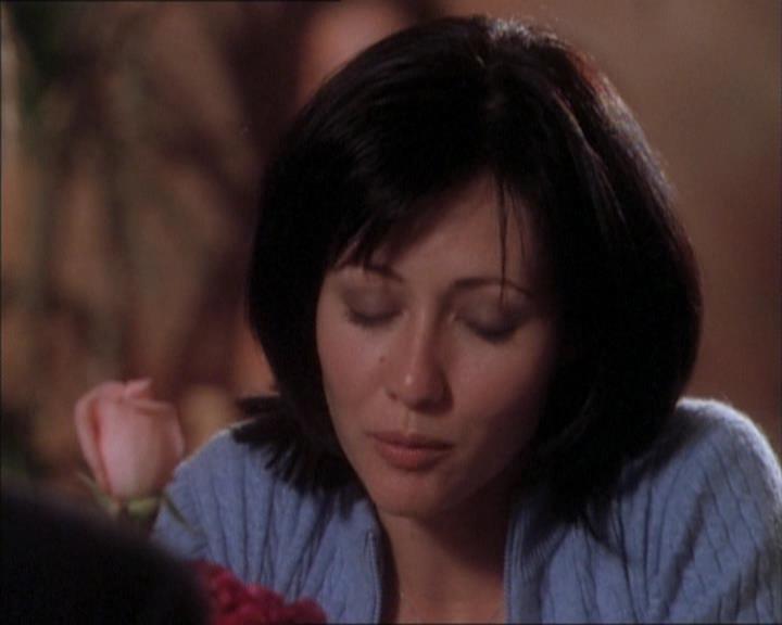 Charmed-Online_dot_net-1x02IveGotYouUnderMySkin1624.jpg Charmed-Online_dot_net-1x02IveGotYouUnderMySkin1624.jpg