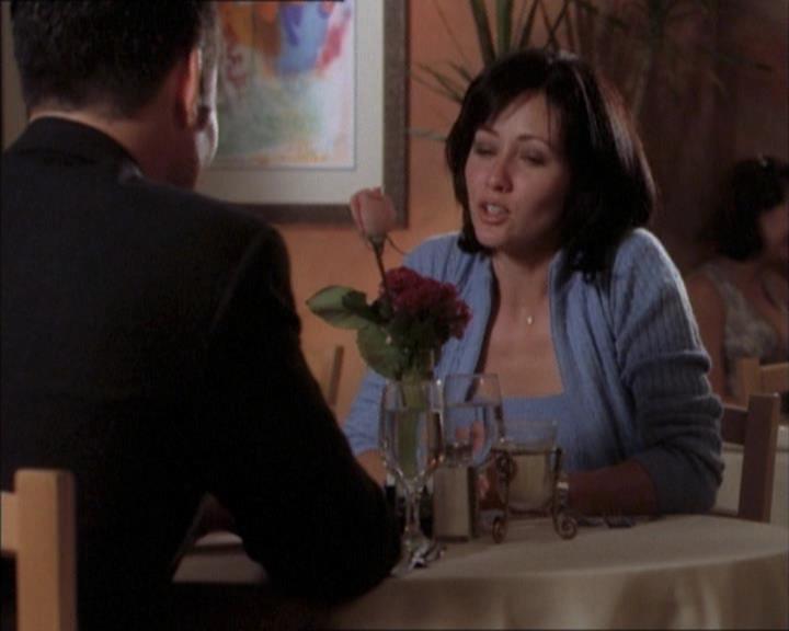 Charmed-Online_dot_net-1x02IveGotYouUnderMySkin1638.jpg Charmed-Online_dot_net-1x02IveGotYouUnderMySkin1638.jpg