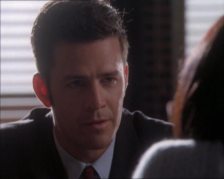 Charmed-Online_dot_net-1x02IveGotYouUnderMySkin1663.jpg Charmed-Online_dot_net-1x02IveGotYouUnderMySkin1663.jpg