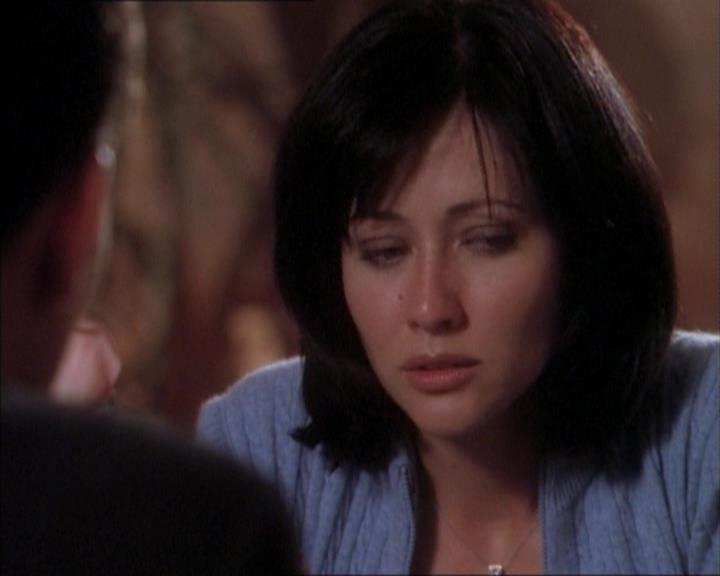 Charmed-Online_dot_net-1x02IveGotYouUnderMySkin1678.jpg Charmed-Online_dot_net-1x02IveGotYouUnderMySkin1678.jpg