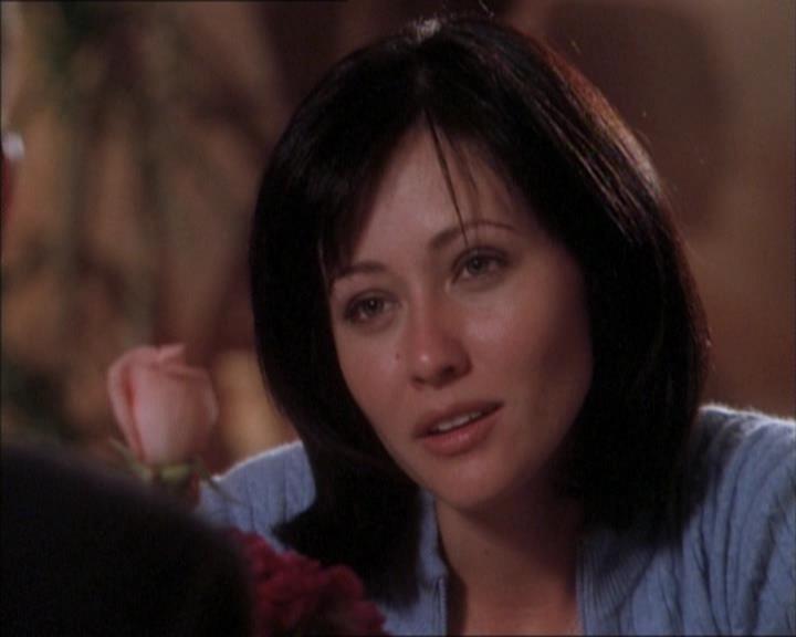 Charmed-Online_dot_net-1x02IveGotYouUnderMySkin1699.jpg Charmed-Online_dot_net-1x02IveGotYouUnderMySkin1699.jpg