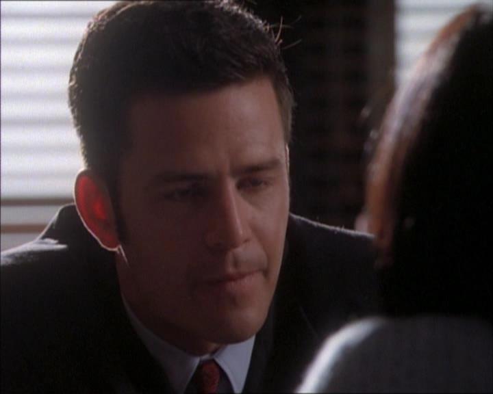 Charmed-Online_dot_net-1x02IveGotYouUnderMySkin1705.jpg Charmed-Online_dot_net-1x02IveGotYouUnderMySkin1705.jpg