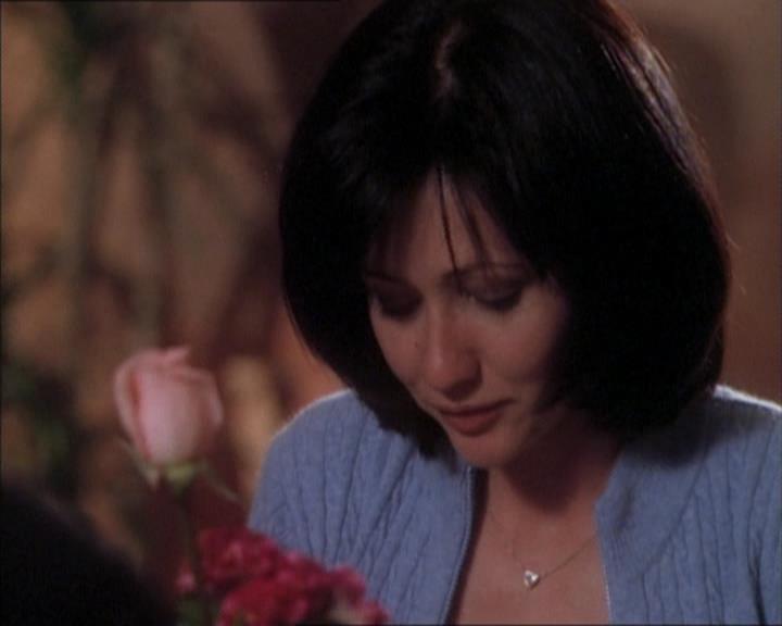 Charmed-Online_dot_net-1x02IveGotYouUnderMySkin1713.jpg Charmed-Online_dot_net-1x02IveGotYouUnderMySkin1713.jpg