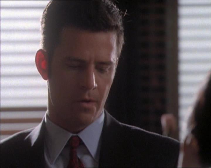 Charmed-Online_dot_net-1x02IveGotYouUnderMySkin1722.jpg Charmed-Online_dot_net-1x02IveGotYouUnderMySkin1722.jpg