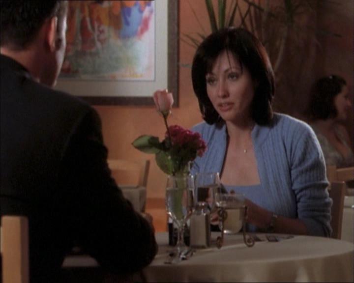 Charmed-Online_dot_net-1x02IveGotYouUnderMySkin1724.jpg Charmed-Online_dot_net-1x02IveGotYouUnderMySkin1724.jpg