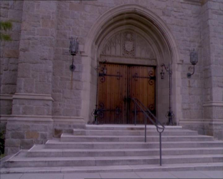 Charmed-Online_dot_net-1x02IveGotYouUnderMySkin1740.jpg Charmed-Online_dot_net-1x02IveGotYouUnderMySkin1740.jpg