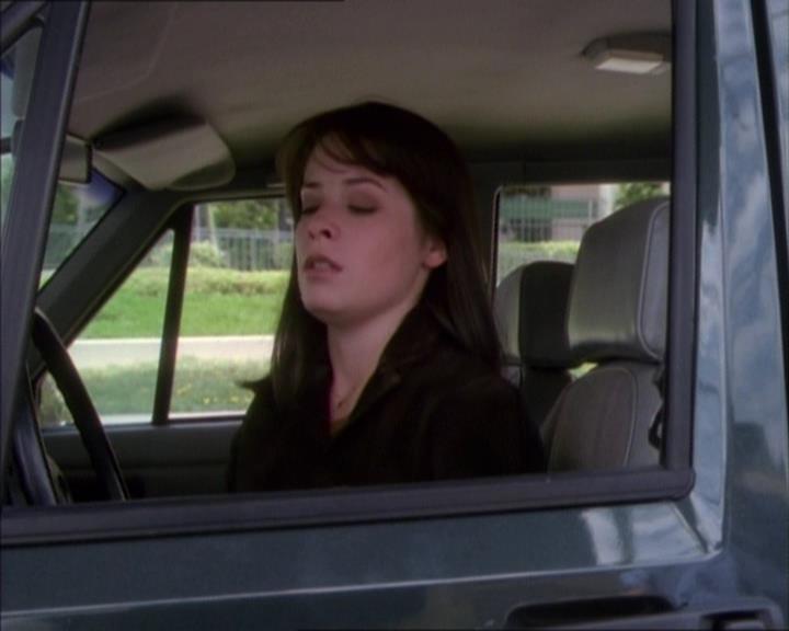 Charmed-Online_dot_net-1x02IveGotYouUnderMySkin1752.jpg Charmed-Online_dot_net-1x02IveGotYouUnderMySkin1752.jpg