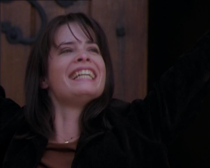 Charmed-Online_dot_net-1x02IveGotYouUnderMySkin1809.jpg Charmed-Online_dot_net-1x02IveGotYouUnderMySkin1809.jpg