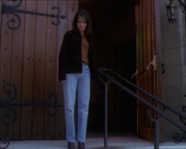 Charmed-Online_dot_net-1x02IveGotYouUnderMySkin1810.jpg Charmed-Online_dot_net-1x02IveGotYouUnderMySkin1810.jpg