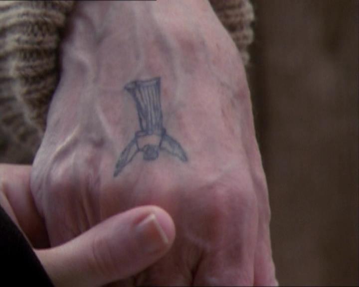 Charmed-Online_dot_net-1x02IveGotYouUnderMySkin1822.jpg Charmed-Online_dot_net-1x02IveGotYouUnderMySkin1822.jpg