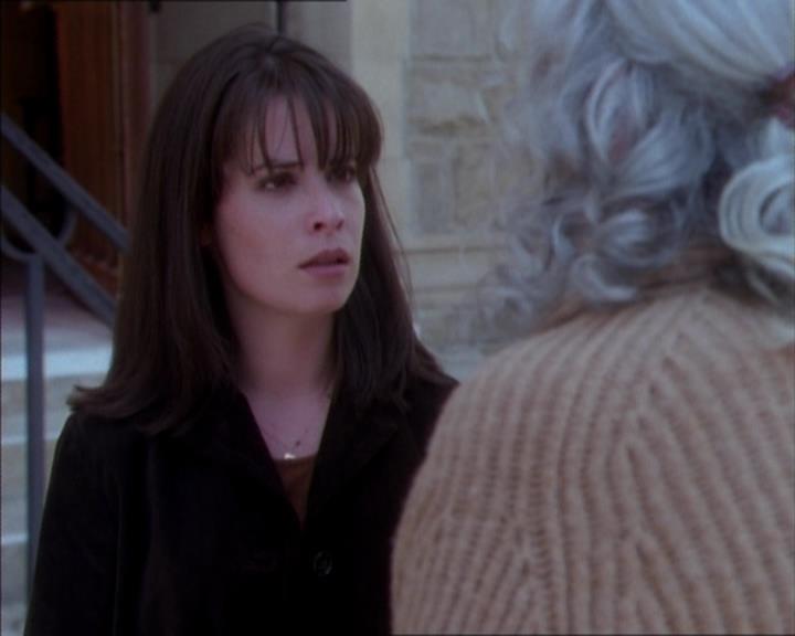 Charmed-Online_dot_net-1x02IveGotYouUnderMySkin1833.jpg Charmed-Online_dot_net-1x02IveGotYouUnderMySkin1833.jpg