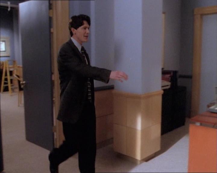 Charmed-Online_dot_net-1x02IveGotYouUnderMySkin1838.jpg Charmed-Online_dot_net-1x02IveGotYouUnderMySkin1838.jpg